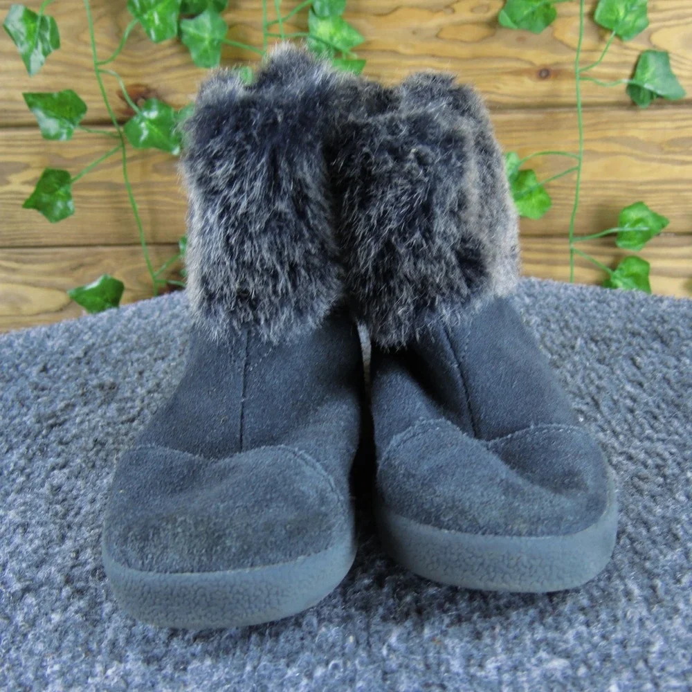 Toms‎ Toddler 7 Gray Faux Suede Faux Fur Lined Ankle Boots Warm Cozy Winter Shoe